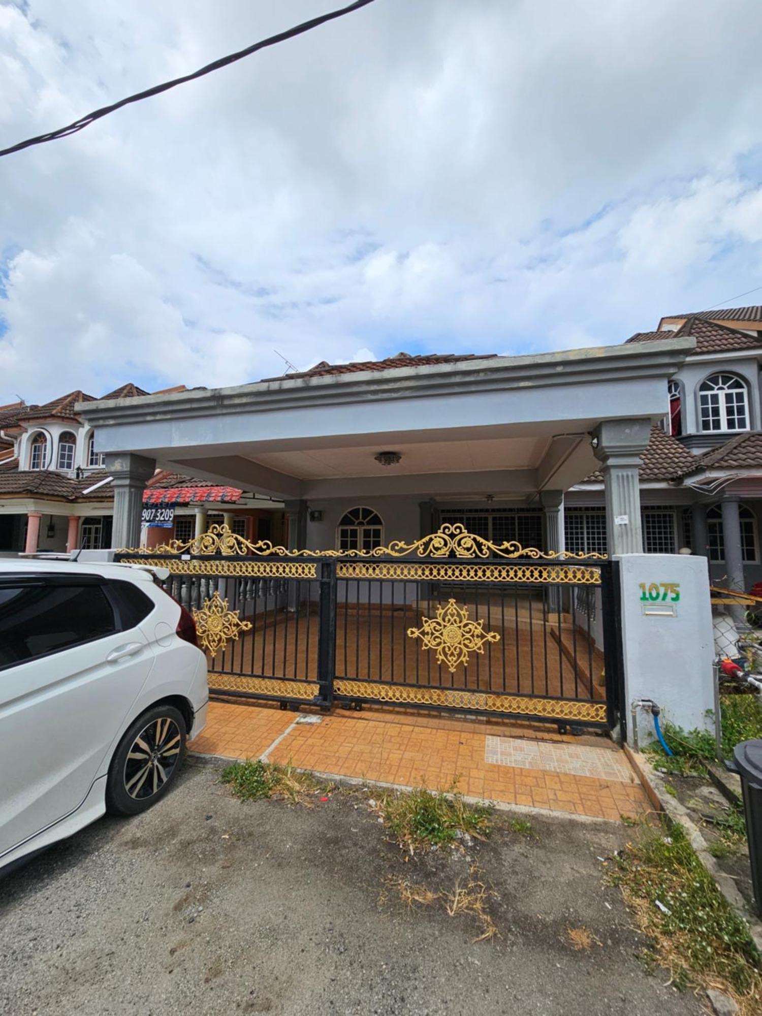 Ruhani Homestay 3 Kb - 4 Bedroom Fully Airconditioned With Wifi & Netflix Kota Bharu Exterior foto