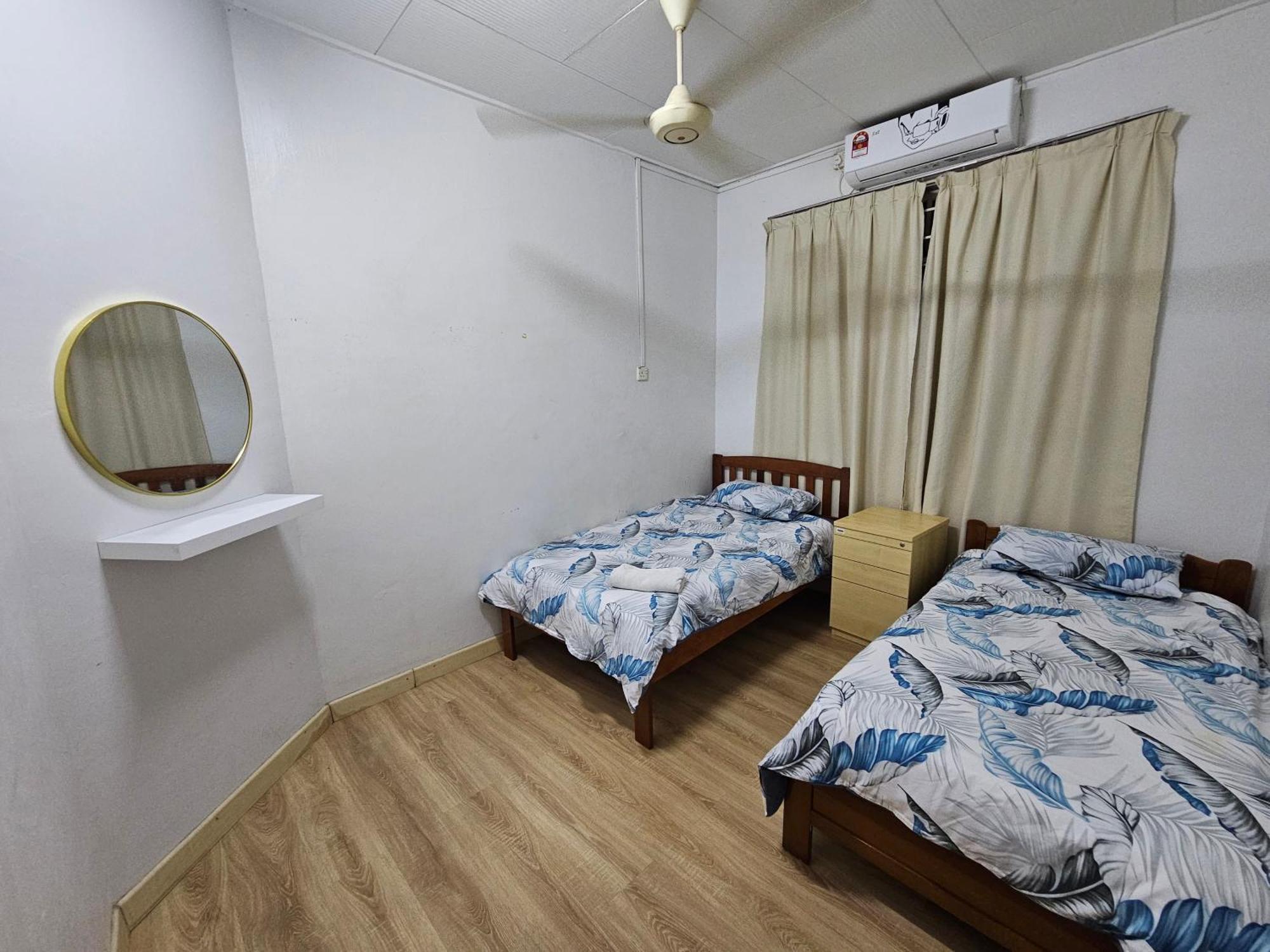 Ruhani Homestay 3 Kb - 4 Bedroom Fully Airconditioned With Wifi & Netflix Kota Bharu Exterior foto